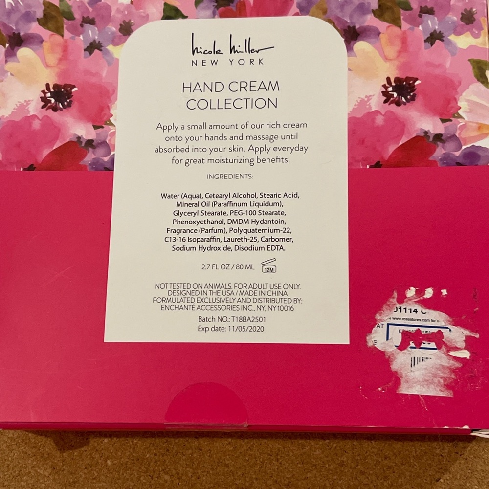 Hand Cream Therapy Set Nicole Miller New York Pink Rose, Sweet Peony, Orchid - Picture 3 of 4